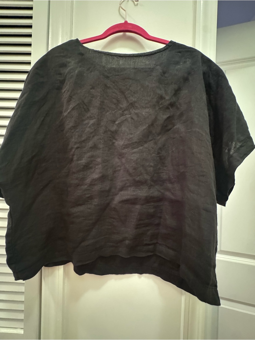 Black Crane Black Linen Blouse and Bermuda Shorts. Matching set. Both size Large